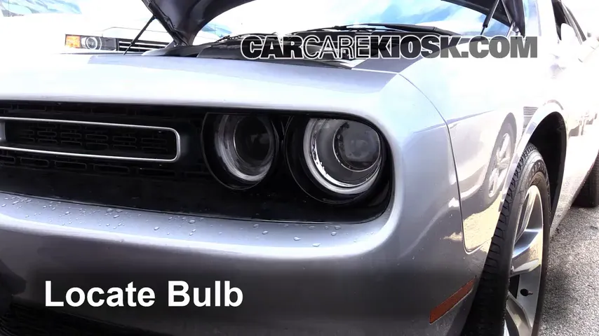 2015 Dodge Challenger SXT Plus 3.6L V6 FlexFuel Lights Turn Signal - Front (replace bulb)